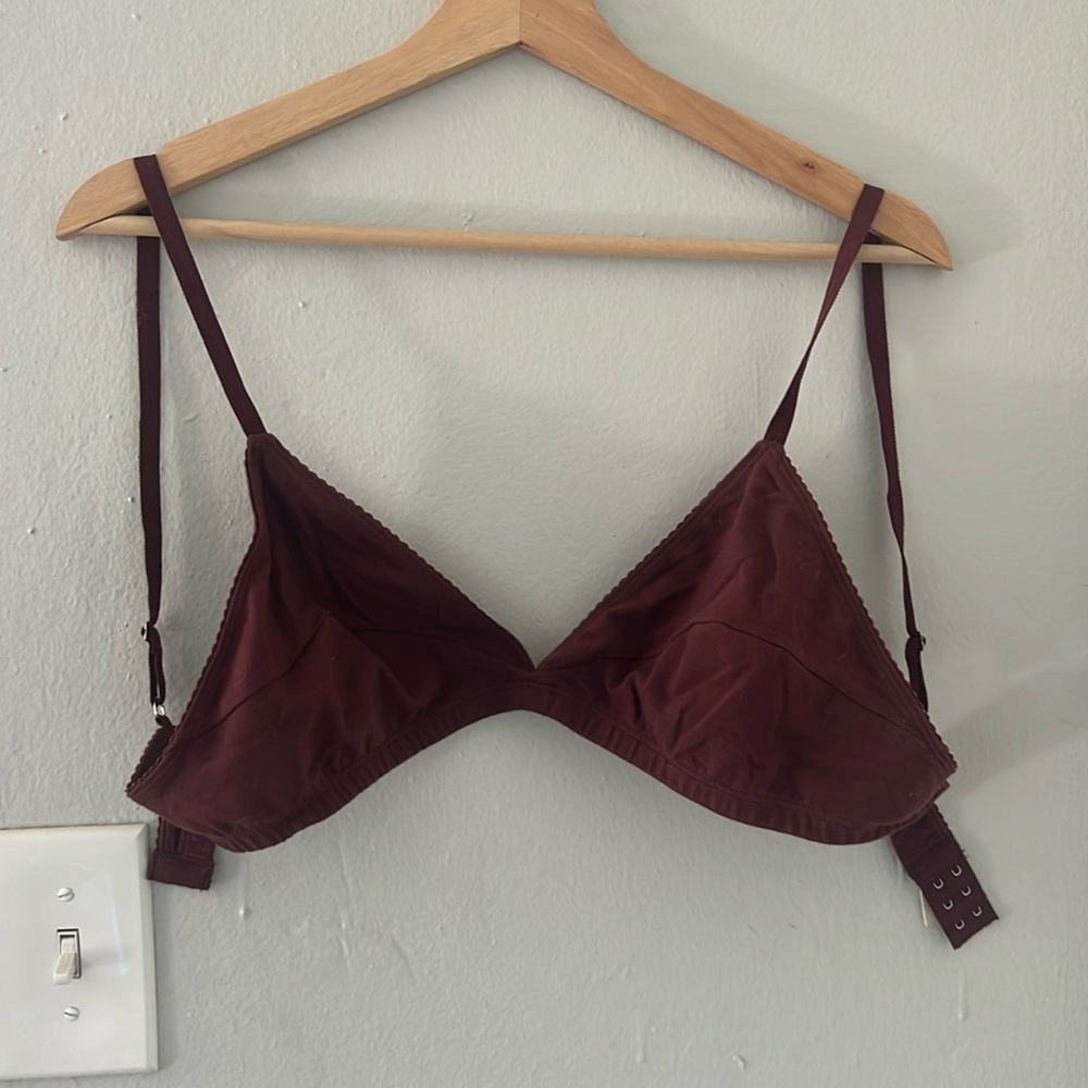 ARQ Pique bra in Burgundy